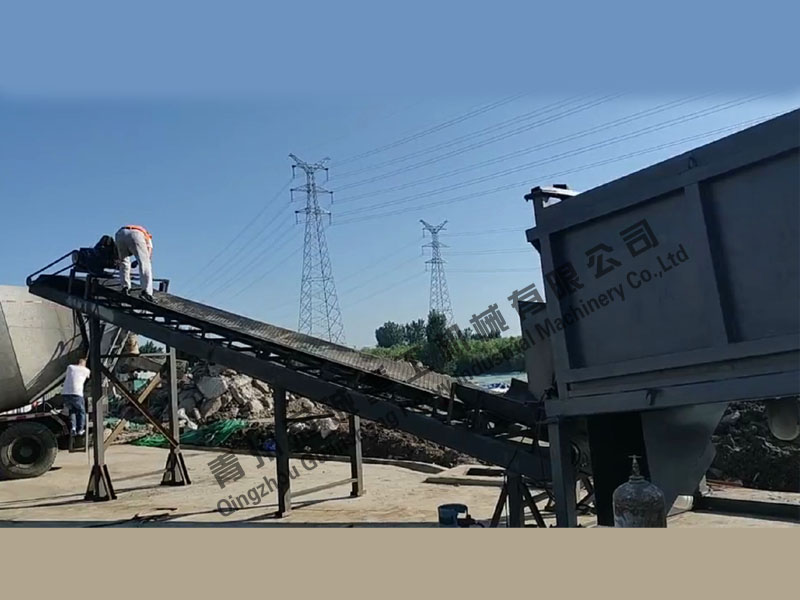 天津滾筒洗砂機(jī)安裝現(xiàn)場 天津滾筒洗砂機(jī)安裝現(xiàn)場