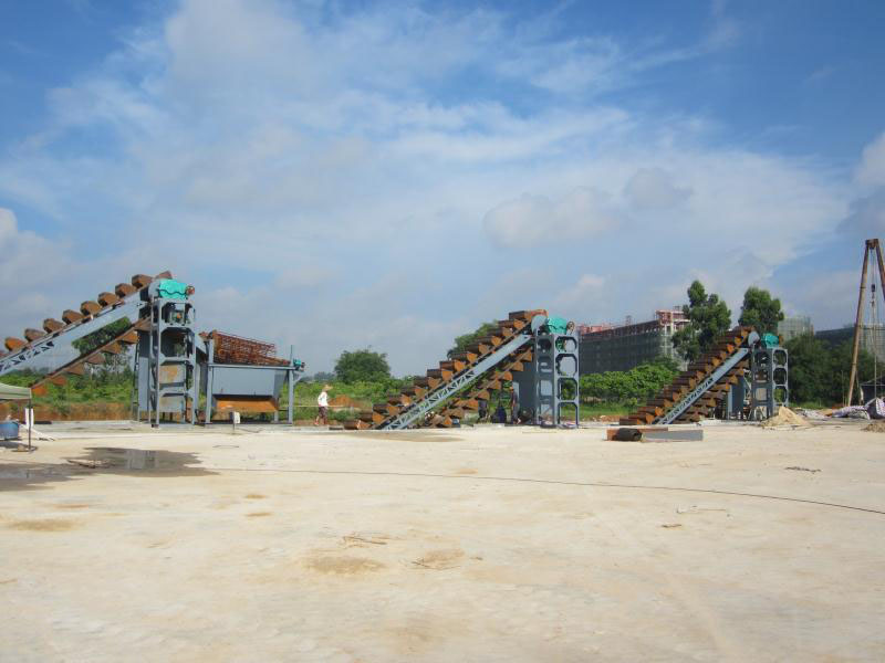 重型挖斗洗砂機(jī) 重型挖斗洗砂機(jī)